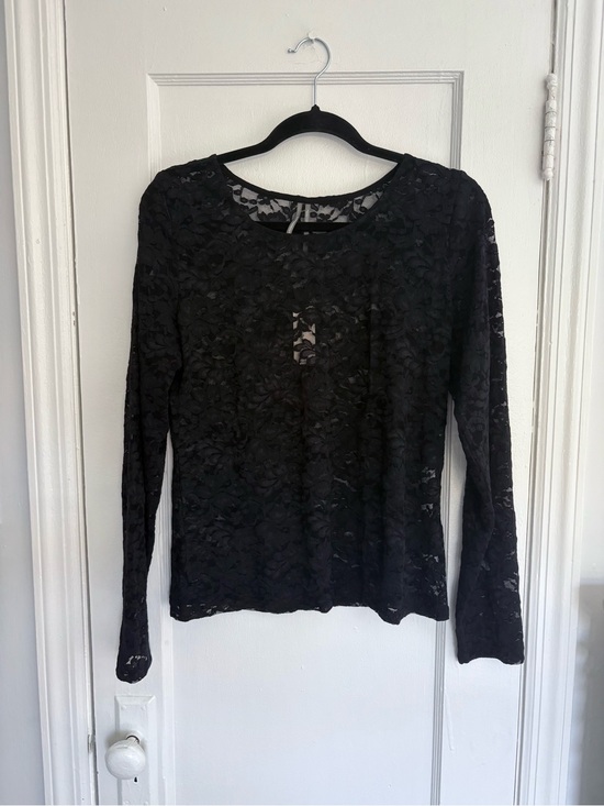 Anthropologie Tops - Anthropologie Black Floral Lace Long-Sleeve Top
